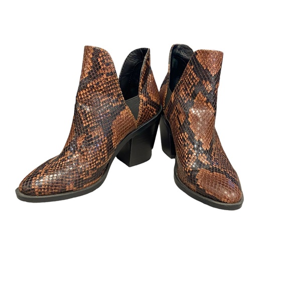 Steve Madden Alyse Snakeskin Chunky Booties 6 - Picture 6 of 8